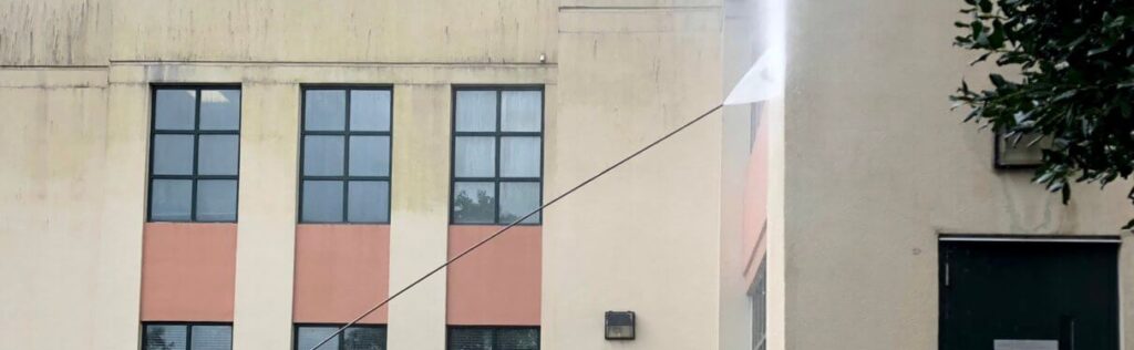 building washing